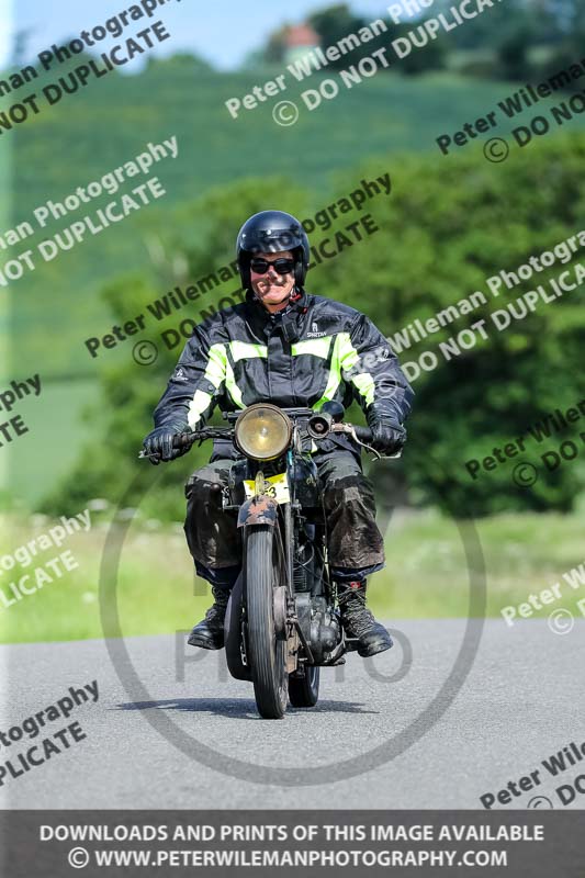 Vintage motorcycle club;eventdigitalimages;no limits trackdays;peter wileman photography;vintage motocycles;vmcc banbury run photographs